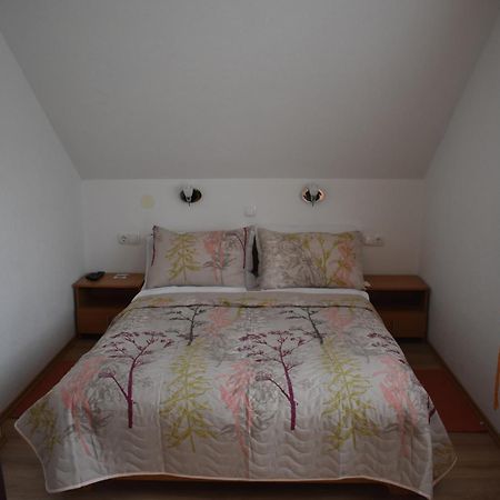 Plitvice House Rosha 2 Hotel พลิตวิชกา เยเซรา ภายนอก รูปภาพ