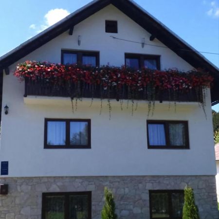 Plitvice House Rosha 2 Hotel พลิตวิชกา เยเซรา ภายนอก รูปภาพ